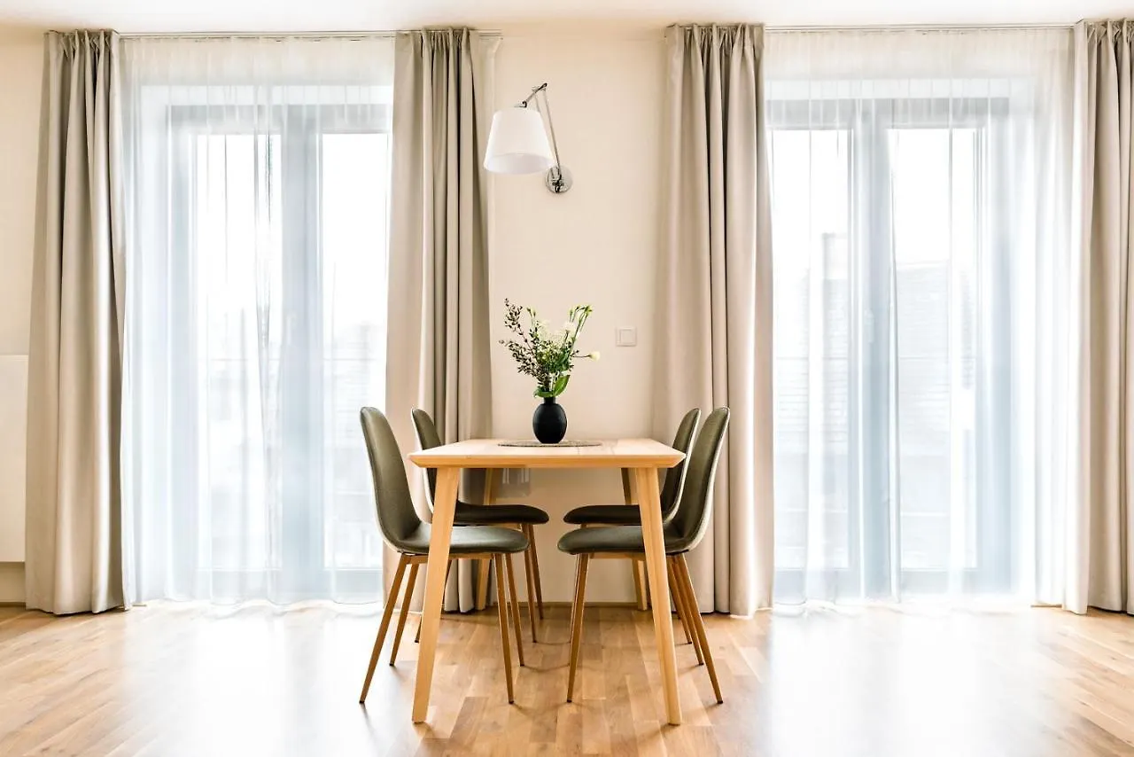 Apartment Brno 0*,