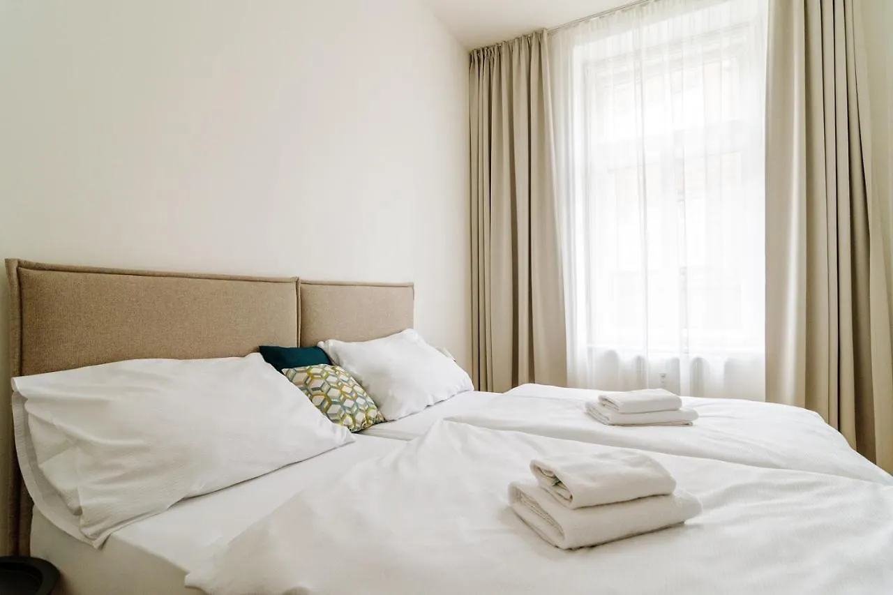 Apartment برنو