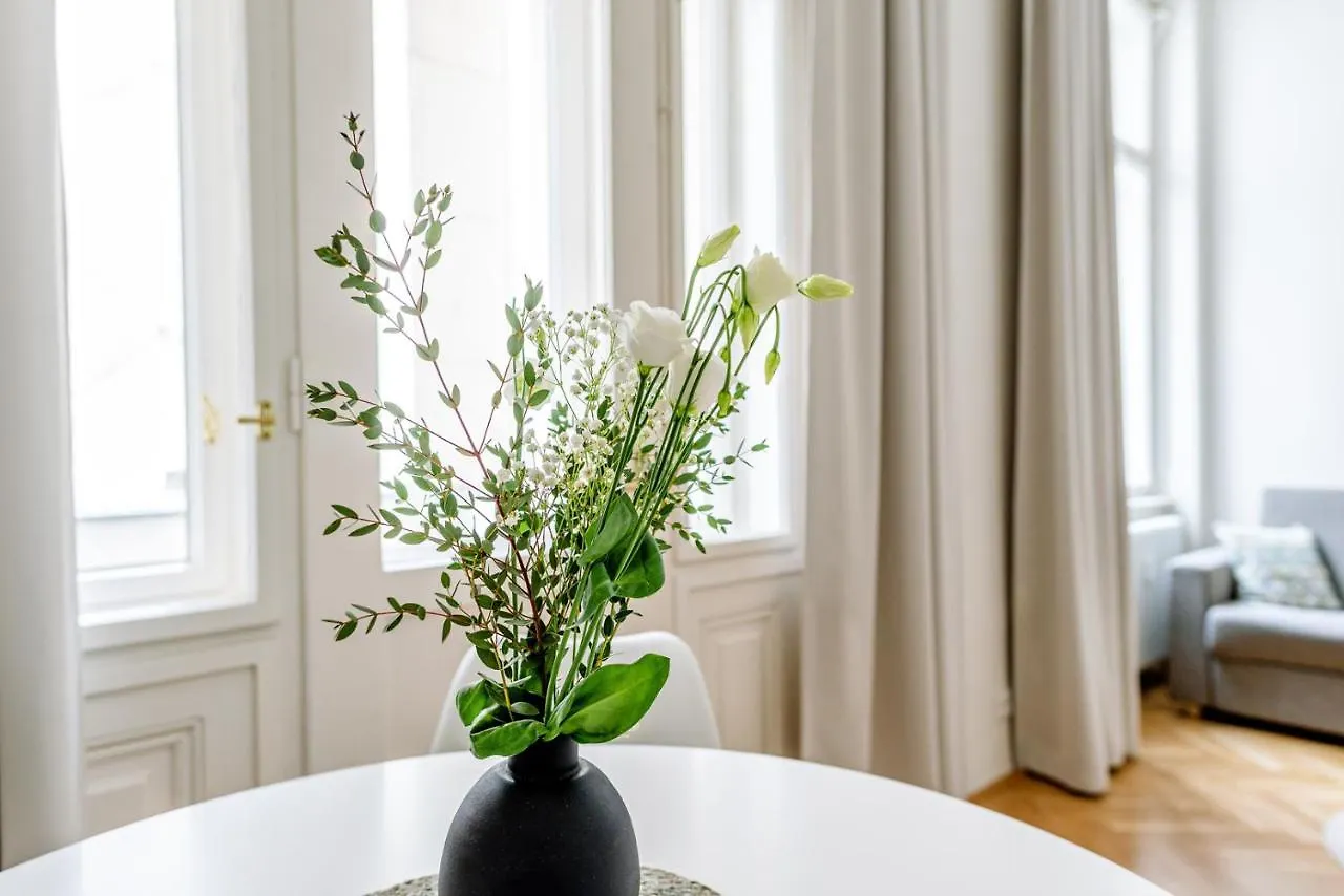 Apartment Brno 0*,