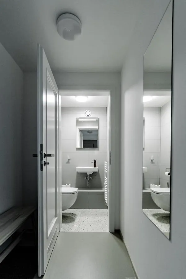 Apartment برنو